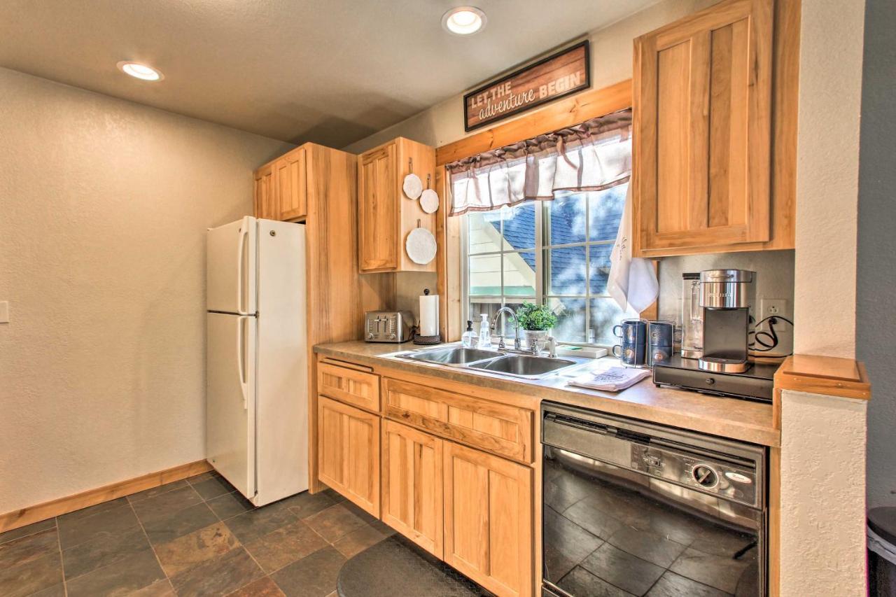 Klamath Falls Cabin Retreat With Deck And Grill! Zewnętrze zdjęcie