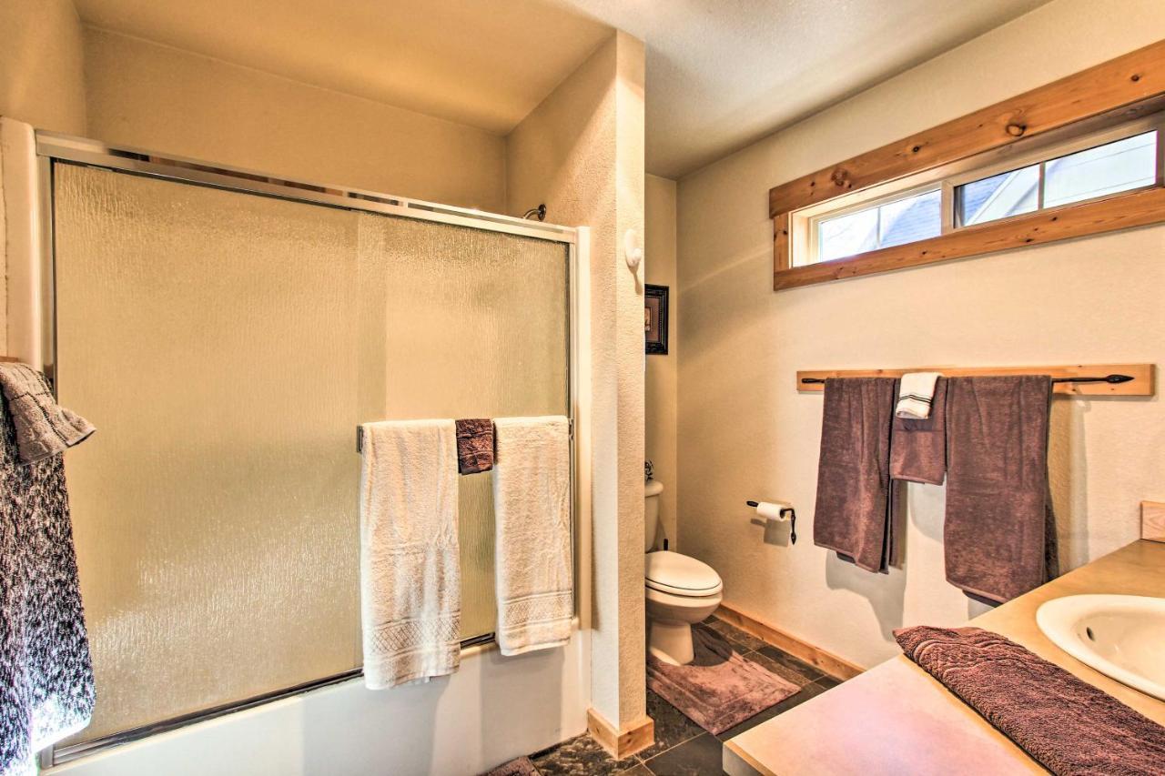 Klamath Falls Cabin Retreat With Deck And Grill! Zewnętrze zdjęcie